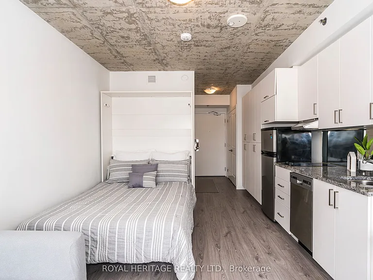 1900 Simcoe St N #614 — Photo 17