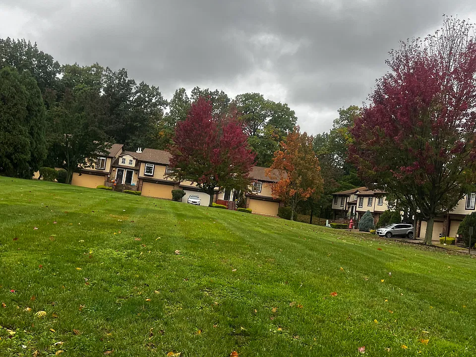 233 Greenbriar Ct #233