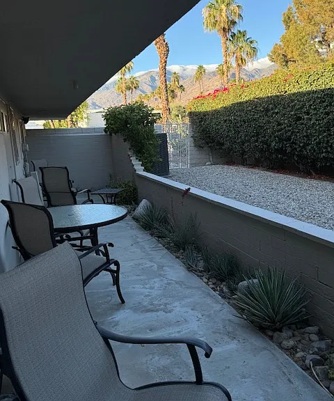 464 E San Jose Rd — Photo 21