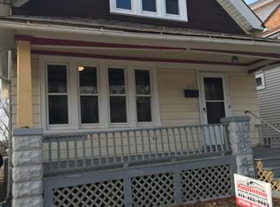 2445 S 8th St, Milwaukee, WI 53215