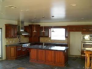 4th image of 17202 Delia Ave