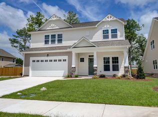 138 Downy Dr, Hampstead, NC 28443