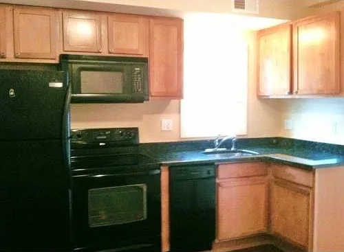 190 Chestnut St #1L — Photo 1