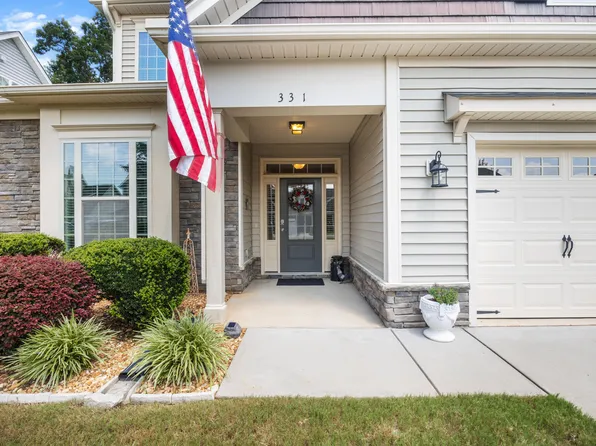 331 Sugarberry Ln, Clayton, NC 27527