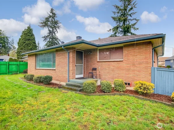 810 SW 356th Street, Federal Way, WA 98023