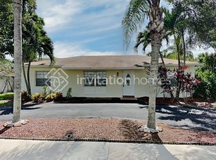 9536 Richmond Cir, Boca Raton, FL 33434