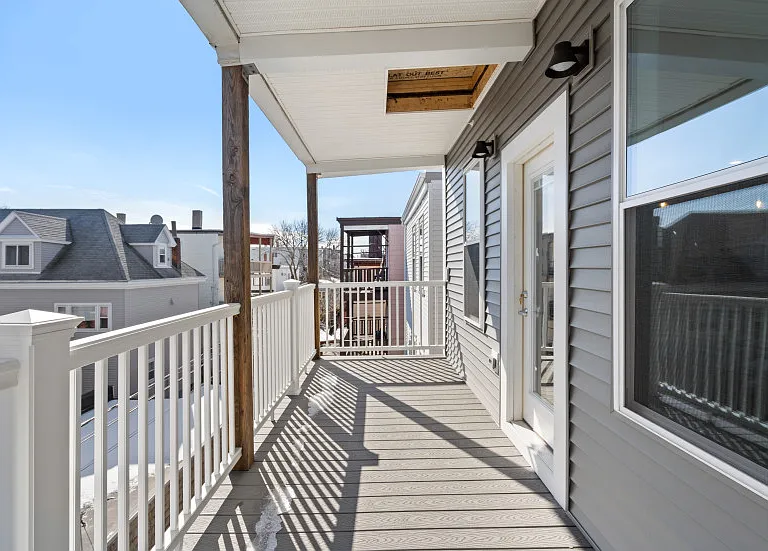 821 Saratoga St #4 — Photo 23