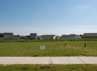 519 Water Tower Dr, Marshall, WI 53559