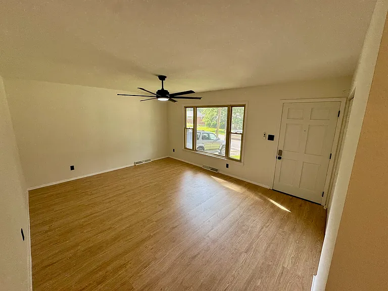 4016 Tipperary Pl — Photo 6