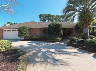 1514 Stanford Rd, Gulf Breeze, FL 32563