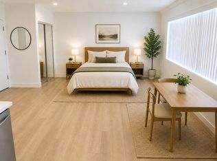 5245 Bakman Ave Unit 1-12, North Hollywood, CA 91601