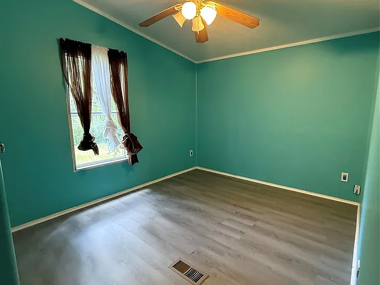 4440 Grand Oaks Dr — Photo 10