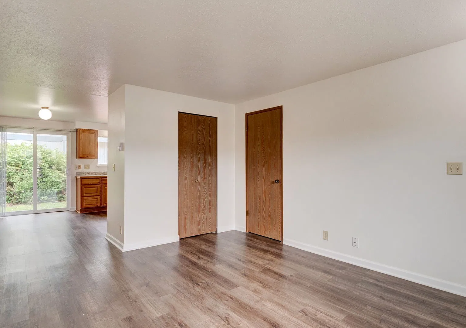 M1407: Horizons West Apartments — Photo 3