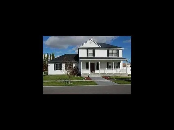 340 Hollyhock St, Chubbuck, ID 83202