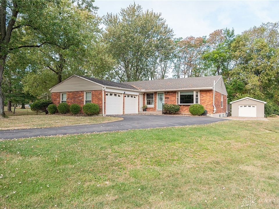 1st image of 7651 Foxboro Dr