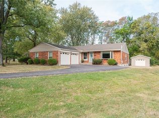 7651 Foxboro Dr, West Chester, OH 45069