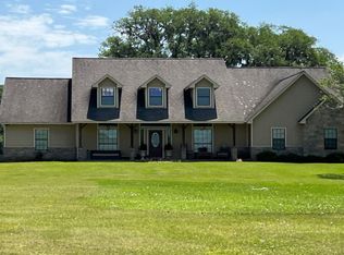 1013 Mill Rd, Angleton, TX 77515