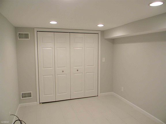 bedroom2