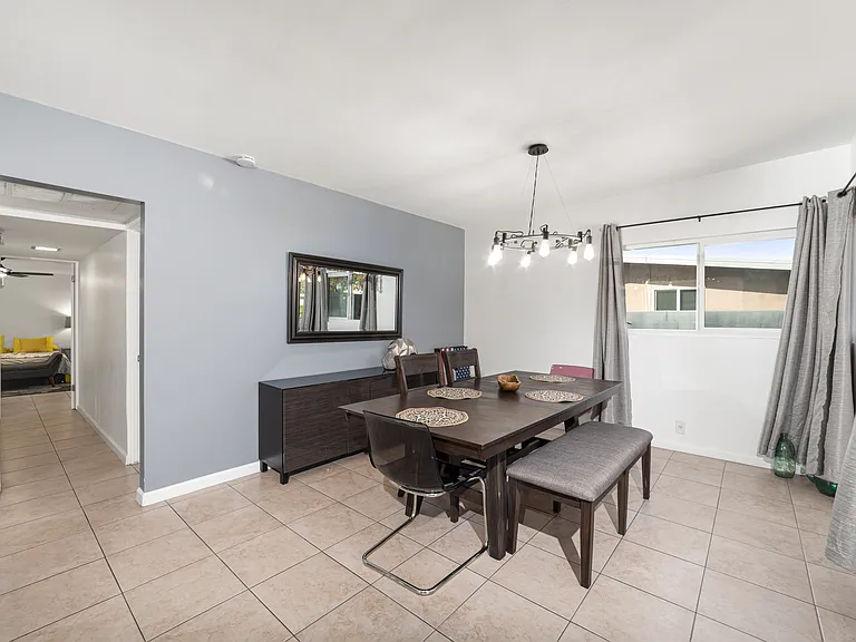 931 S Paseo Caroleta — Photo 5