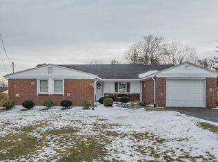 42 Breezy Hill Rd, Harwinton, CT 06791