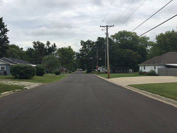 5th image of 317 W 20th St