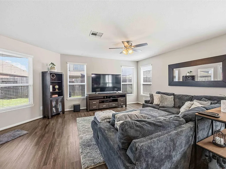 20810 Cullen Ranch Rd — Photo 11