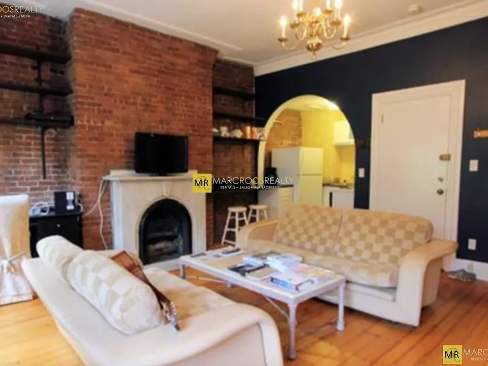 83 Marlborough St