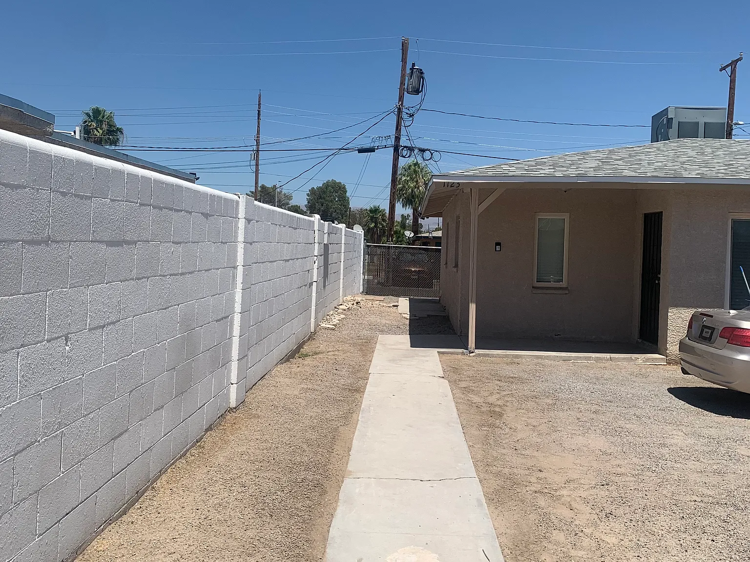 3 bed, 900 sqft, $1,700 — Photo 4