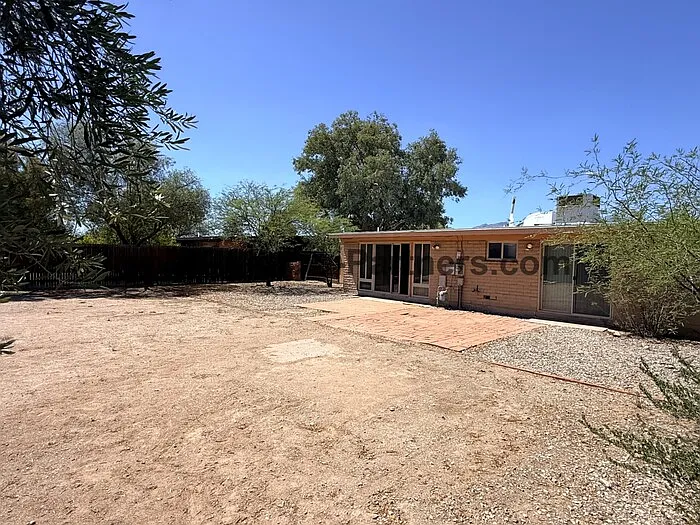 8602 E Calle Bolivar — Photo 14