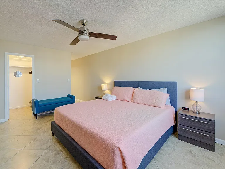 305 N Pompano Beach Blvd #1403 — Photo 23
