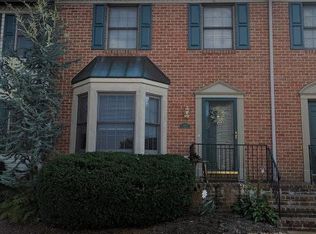 331 Cobblestone Ln, Lancaster, PA 17601