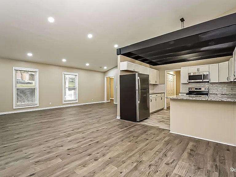 1708 Three Meadows Rd — Photo 5