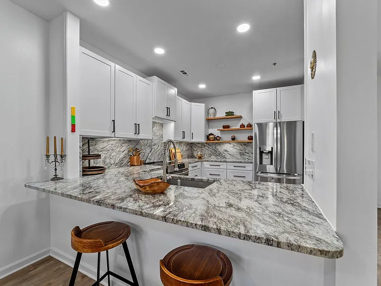 18823 Cloverstone Cir — Photo 13