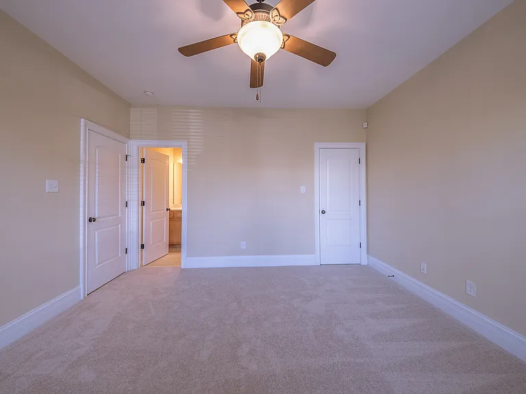 1032 Alemany St — Photo 36