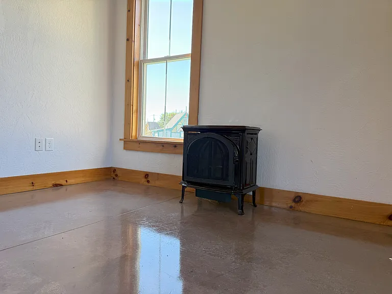 411 Boiceville Rd — Photo 12