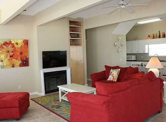 3rd image of 517 W Gorrie Dr