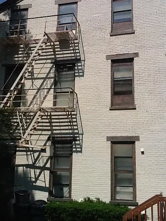 772 Straight St — Photo 2