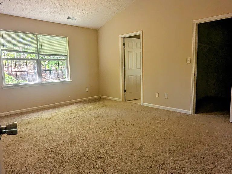 1806 Raj Dr — Photo 10