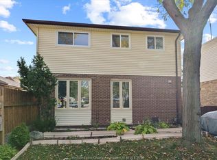 9054 Conway Ct, Windsor, ON N8S 4G3