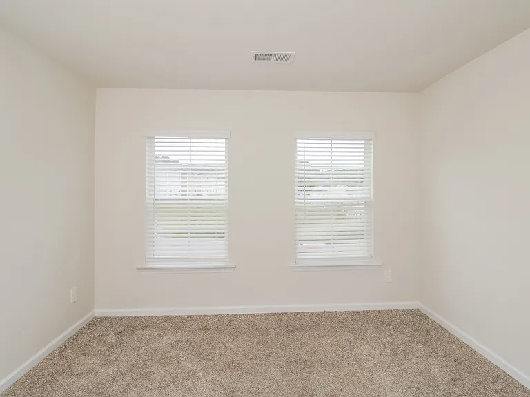 323 Longstone Ct — Photo 7