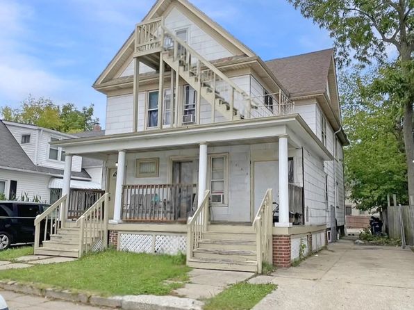1563 Packard Ave