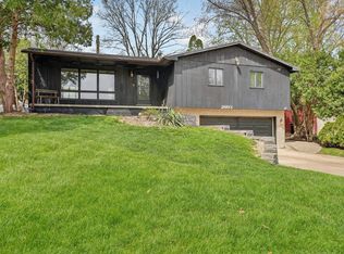 2603 Alameda St, Cedar Falls, IA 50613
