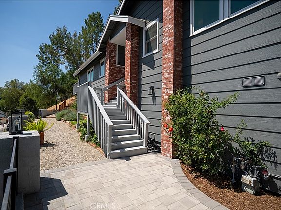 3rd image of 5335 Campo Rd