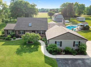 11428 Prine Rd, Roanoke, IN 46783