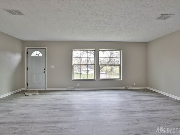 4th image of 9699 Williams Dr