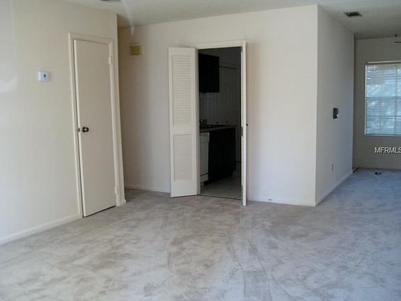 4th image of 703 Woodlawn Dr