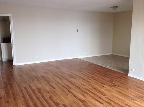3rd image of 144 N Almont Dr APT 2