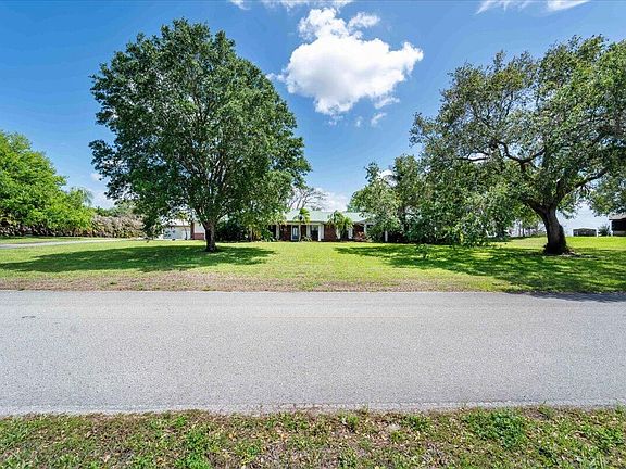 4th image of 2531 River Road