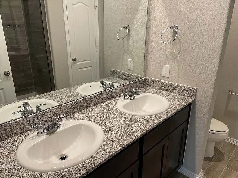 822 Redinger Ridge Dr — Photo 11