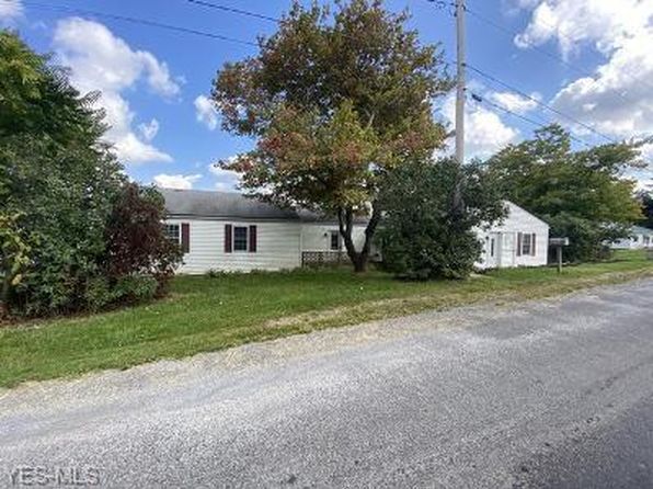 16024 Samuel St East Liverpool Oh 43920 Zillow